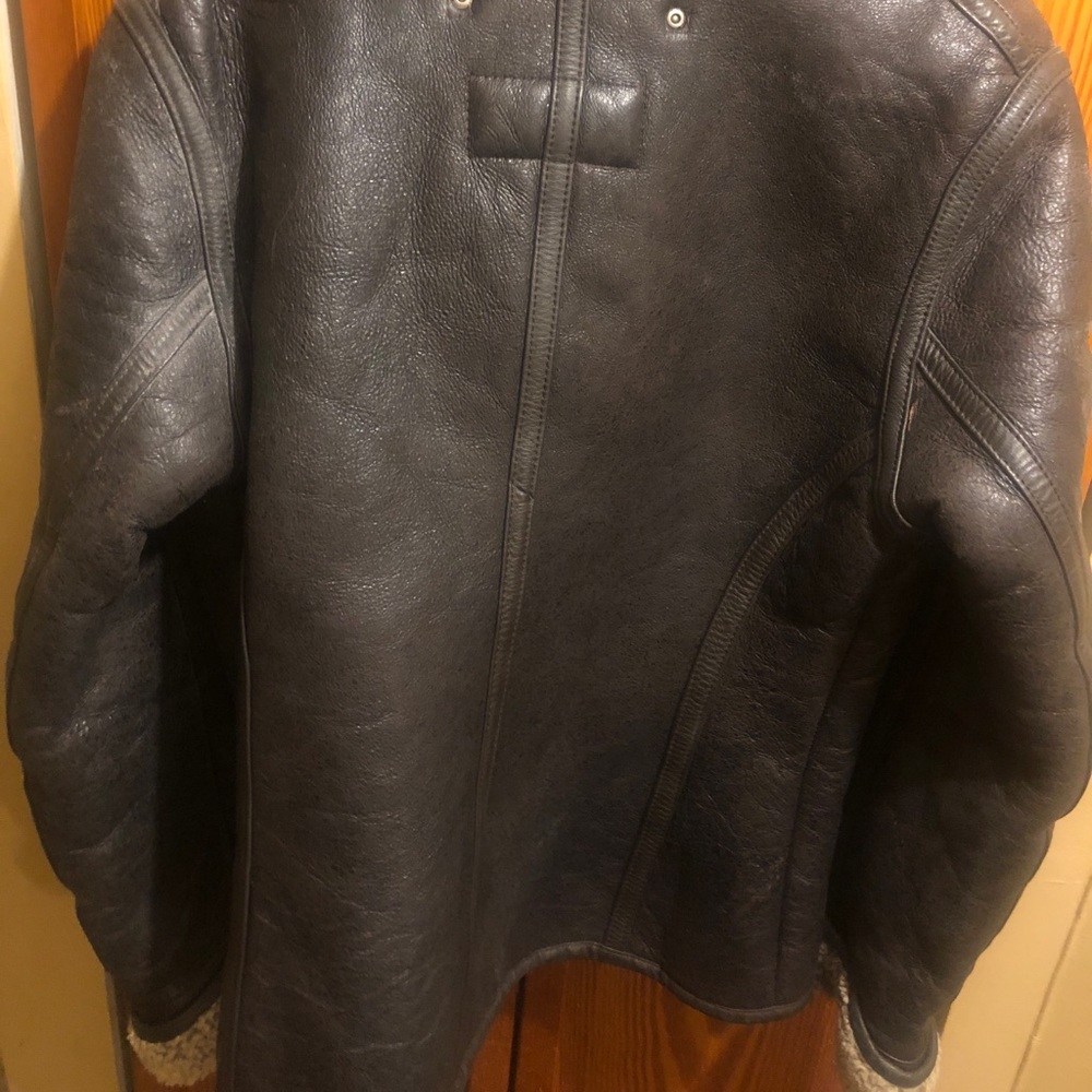 Genuine Leather Shearling Coat - Picture 4 of 8